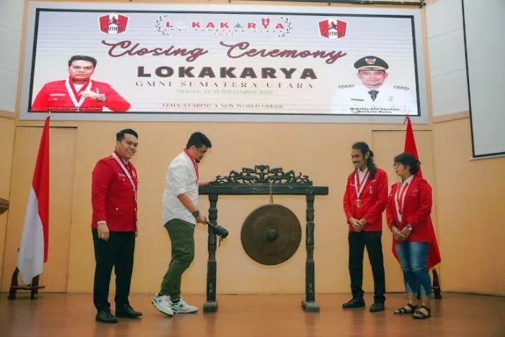 Bobby Nasution Dinobatkan sebagai Warga Kehormatan GMNI Sumut