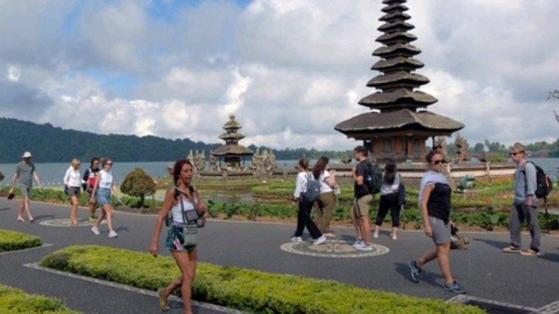 Lampaui Target, 2,2 Juta Orang Berwisata di Bali Sepanjang 2022