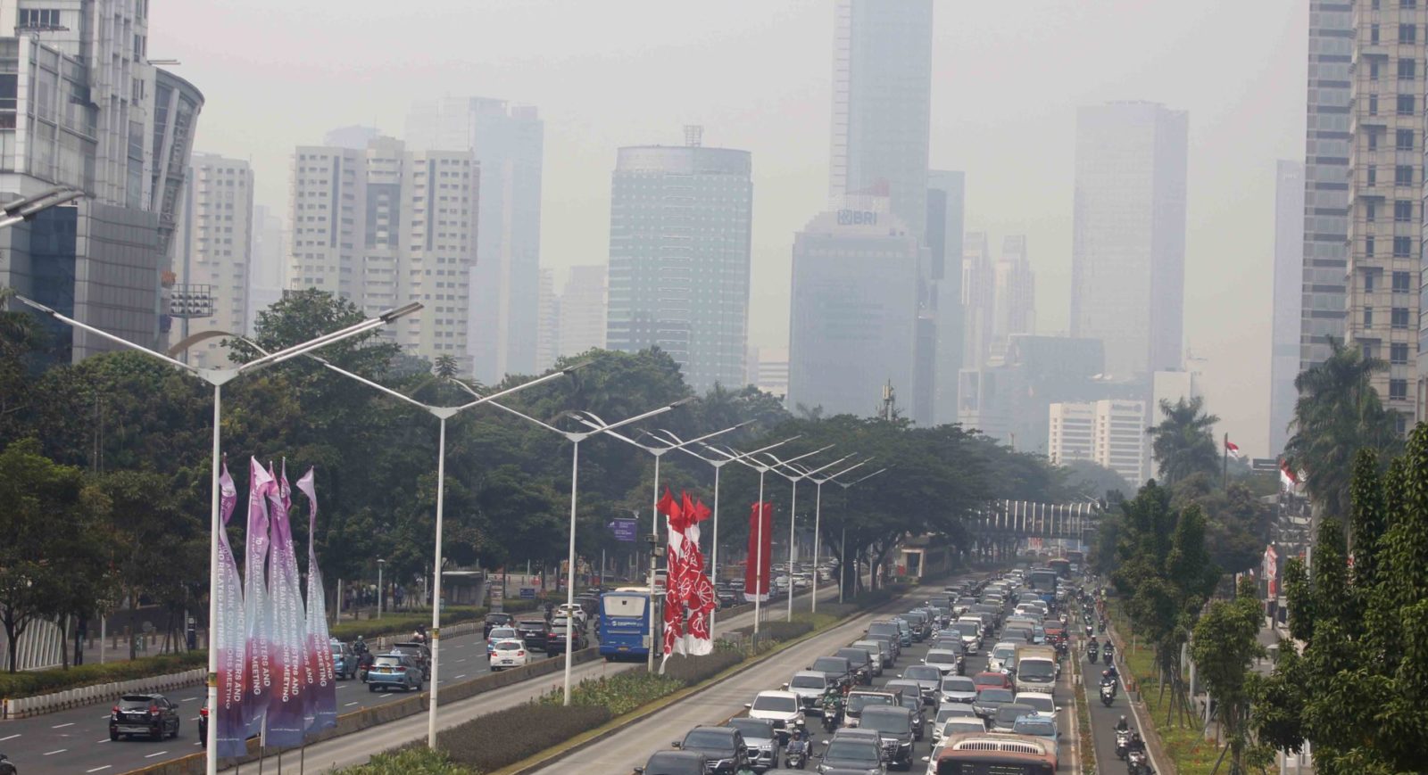 Tekan Polusi Udara Jakarta, Pemprov DKI Terapkan Ganjil Genap 24 Jam
