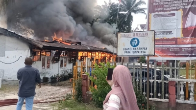 Kantor KPU Labura Hangus Terbakar, Diduga Korsleting Listrik