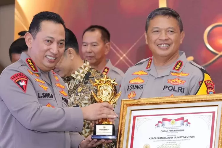 Kapolda Sumut Ramai Dihujat Warga Gegara Raih Penghargaan jadi Polda Terbaik di Indonesia 2024