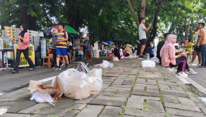 Warga Resah, CFD Stabat Sisakan Tumpukan Sampah