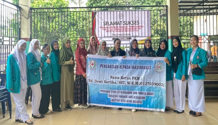 Dosen IKH Medan Edukasi Lansia Desa Padang Cermin tentang Kesehatan Reproduksi Pasca-Menopause