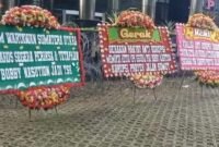 Karangan Bunga Banjiri Gedung KPK, Minta Bobby Diperiksa Dan Dijadikan Tersangka