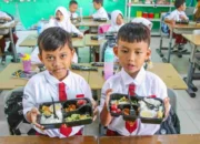 Alvin Lie: Ribuan Korban Keracunan MBG, Polisi Tak Juga Bertindak