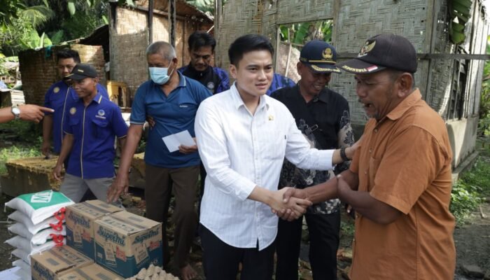 Tak Tunggu Pilkada, Bung RA Terus Bantu Warga Langkat yang Tertimpa Musibah!