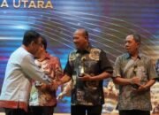 Warga Terendam Banjir Parah di Langkat, Bupatinya Malah Pilih Hadir Acara Penghargaan di Medan