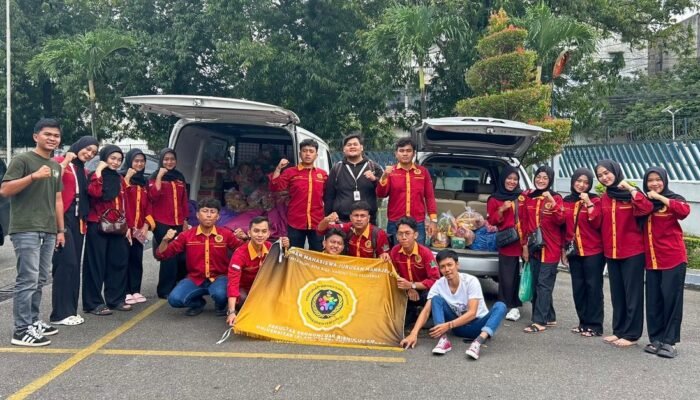 HMJ Prodi Manajemen UIN SU Salurkan Bantuan untuk Korban Banjir di Tanjung Pura