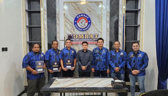 Bung RA Kukuhkan 3 DPD KOMBAT, Tolak Premanisme dan Kriminalitas