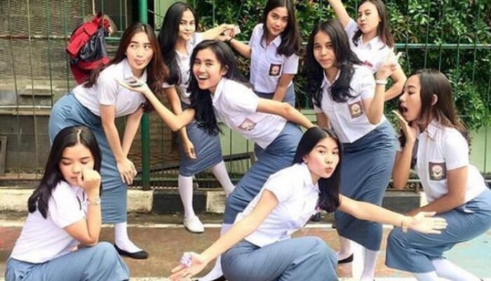 Waspada Dampak “Toxic” Media Sosial pada Remaja: Dari Krisis Harga Diri hingga Gangguan Tidur