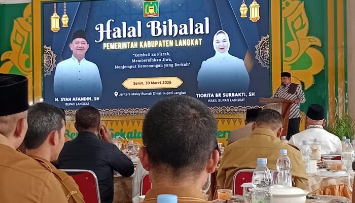 Halalbihalal Pemkab Langkat, Ustadz Rahul Soroti Bahaya Menonjolkan Diri dan Pentingnya Persatuan