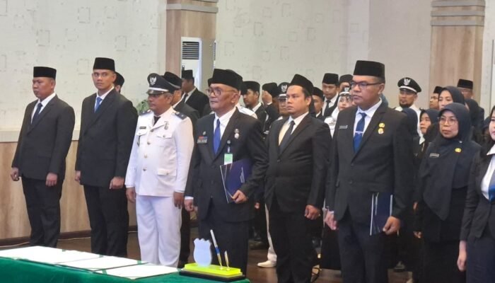 Rico Waas Lantik Pejabat Eselon II dan Fungsional, Berikut Daftarnya 