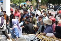 Pedagang Kaki Lima Tolak Direlokasi, Massa Demo Kantor Wali Kota Binjai