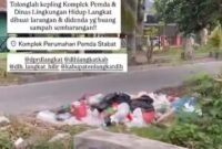 Warga Keluhkan Tumpukan Sampah di Komplek Pemda Langkat, Minta Pemerintah Tegas