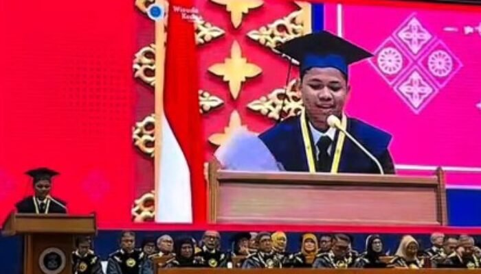 Kisah Inspiratif Zulfi Harahap: Anak Kuli Bangunan asal Langkat Jadi Wisudawan Terbaik ITB