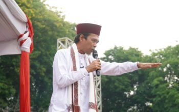 Ribuan Warga Padati Stabat, UAS Serukan “Jihad Lawan Narkoba” di Hadapan Bupati Langkat
