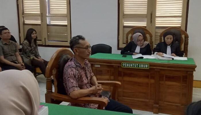 Ketua BUMNag Unggul Jaya Dituntut 5,5 Tahun Penjara dalam Kasus Korupsi Rp553 Juta