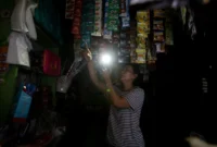 Blackout Sumatera: PLN Targetkan Listrik Langkat Nyala Penuh Sabtu Sore, Pelaku Usaha Menjerit Rugi Besar