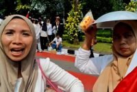 Peserta Aksi Dukung Program MBG Akui Terima Uang Saku Rp100 Ribu dan Peralatan Dapur