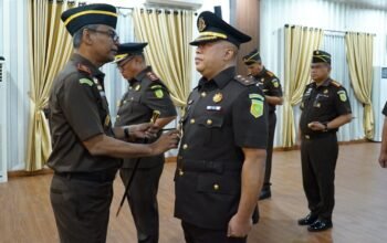 Kajati Sumut Lantik Kajari Madina dan Dua Koordinator Baru