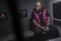 Mantan Kepala Badan Gizi Nasional Dadan Hindayana Resmi Ditahan Kejagung, Pakai Rompi Pink dan Tangan Terborgol