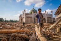 Antara Kebijaksanaan Tuhan dan Manusia Sikapi Keseimbangan Alam