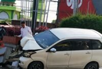 Diduga Hilang Konsentrasi, Pengemudi Avanza Tabrak Pejalan Kaki di Stabat