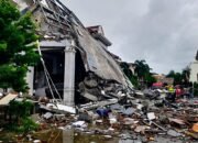 Diduga Bocor Pipa Gas, Rumah Mewah di Medan Meledak! Empat Penghuni Masih Terjebak di Reruntuhan