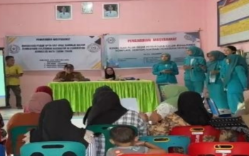 Dosen Institut Kesehatan Helvetia Edukasi Warga Tebing Tinggi soal Mekanisme Pengaduan Pelayanan Kesehatan
