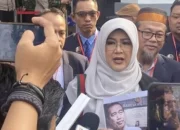 Eksepsi Dikabulkan, dr Tifa Tetap Berjuang Bongkar Dugaan Ijazah Palsu Jokowi