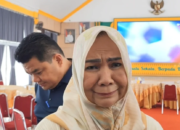 Gaya Menangis Wabup Langkat Tiorita Pasca OTT Bupati Jadi Sorotan, Warganet: Nangis Bahagia Mau Naik Jabatan?