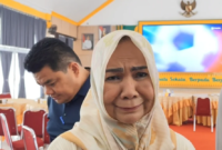 Gaya Menangis Wabup Langkat Tiorita Pasca OTT Bupati Jadi Sorotan, Warganet: Nangis Bahagia Mau Naik Jabatan?