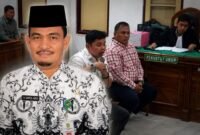 Di Bawah Tekanan Pimpinan, PH Minta Saiful Abdi Bebas dari Jerat Pidana Smartboard