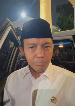 Raja Juli Sebut Gugatan Syarat Pendidikan Gibran sebagai “Manuver Politik Tak Beradab”