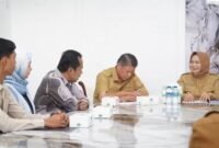 Jajaran Bank Sumut Cabang Stabat melakukan kunjungan Silaturahmi dengan Pemkab Langkat, Senin (21/9). Foto: Diskominfo Langkat