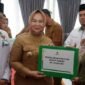Penyaluran Zakat Triwulan III Baznas bersama Pemkan Langkat, Senin (21/9). Foto: Diskominfo Langkat