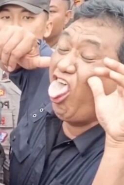 Viral Video Oknum Polisi Diduga Provokatif Saat Amankan Demo Hari Tani di Bengkulu