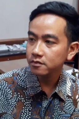 Awal Oktober Gibran Berpotensi Berhenti Jadi Wapres