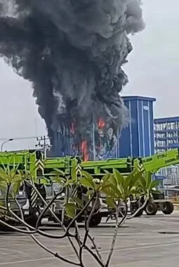 Kebakaran Pabrik PT Evyap di KEK Sei Mangkei, Tiga Pekerja Tewas