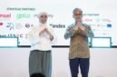 Menteri Komunikasi Malaysia, Ahmad Fahmi Mohamed Fadzil, bersama Menkomdigi, Meutya Viada Hafid, dalam rangkaian Bali Tech Week 2026 di Bali Beach Convention Center, Sanur, Kota Denpasar, Provinsi Bali, Selasa (20/10). Foto: Adit/ Sesditjen KPM