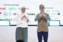 Menteri Komunikasi Malaysia, Ahmad Fahmi Mohamed Fadzil, bersama Menkomdigi, Meutya Viada Hafid, dalam rangkaian Bali Tech Week 2026 di Bali Beach Convention Center, Sanur, Kota Denpasar, Provinsi Bali, Selasa (20/10). Foto: Adit/ Sesditjen KPM