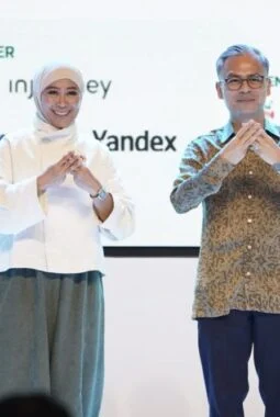 Indonesia-Malaysia Sepakat Batasi Media Sosial untuk Anak di Bawah 16 Tahun