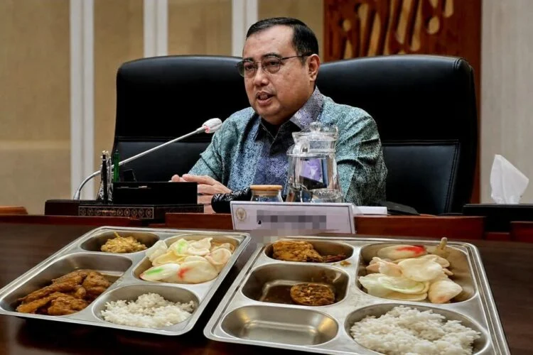 Anggota DPR Khawatir Penghentian MBG Saat PJJ Ganggu Asupan Gizi Siswa