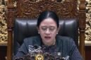 Momen saat Ketua DPR RI Puan Maharani meminta persetujuan anggota DPR mengenai pemberhentian dengan hormat Listyo Sigit dari jabatan Kapolri, Kamis (1/10).