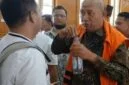Bupati Langkat Nonaktif, Syah Afandin (Ondim) hadir jadi saksi di ruangan Cakra 1 Pengadilan Negeri Medan, Kamis (22/10) (dok. Juita/detikSumut)